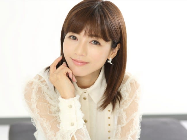 釈由美子 闇や孤独感に苦しめられた20代 母になり 自分のことはどうでもいい と変化 Portalfield News