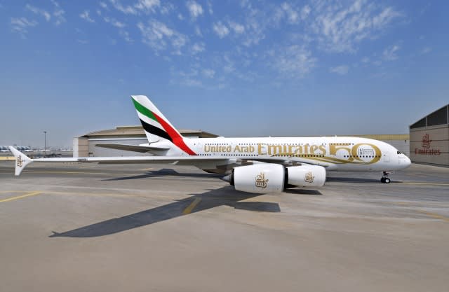 エミレーツ航空 Uae50周年で特別塗装機 A380や777で Portalfield News