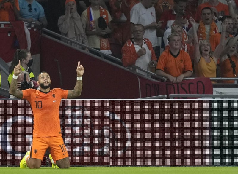 オランダが大勝 G組首位に サッカーw杯欧州予選 共同通信