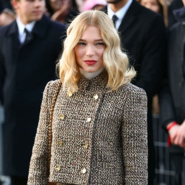 James Bond Lead Actress Léa Seydoux Stuns In Custom-made