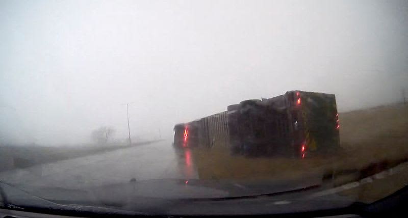 U.S. records most hurricane-force gusts in a single day 3 origin 1