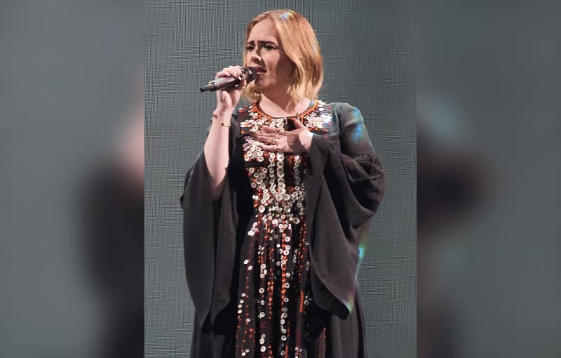 Adele Trashed By Irate Fans For Canceling Las Vegas Shows, Angry Ticket Holders Demand Singer Covers Costs Of Flights & Hotels 7 origin 1