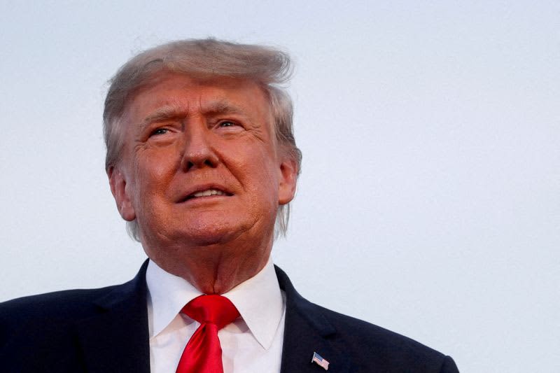 'Snake oil salesmen' advised Trump on 2020 election, Pence aide says 4 origin 1