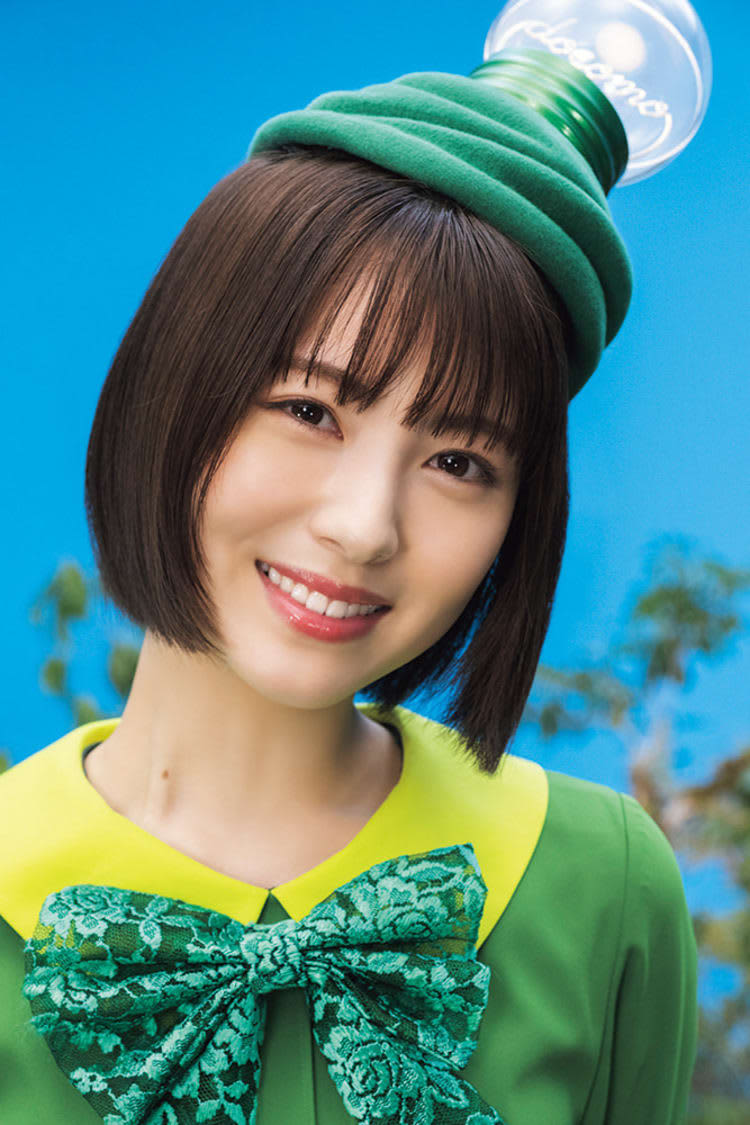 浜辺美波 ドコモでんき 新作cm撮影現場に密着 Cmnow Vol 215 登場 Portalfield News