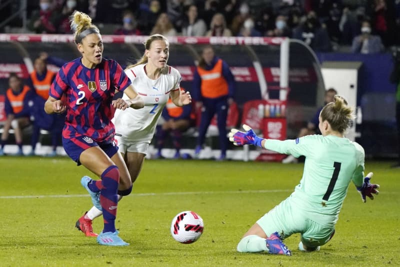 ロッドマンの娘 代表デビュー 米国 女子サッカー 共同通信 ロッドマンの娘 代表デビュー 米国 女子サッカー 共同通信