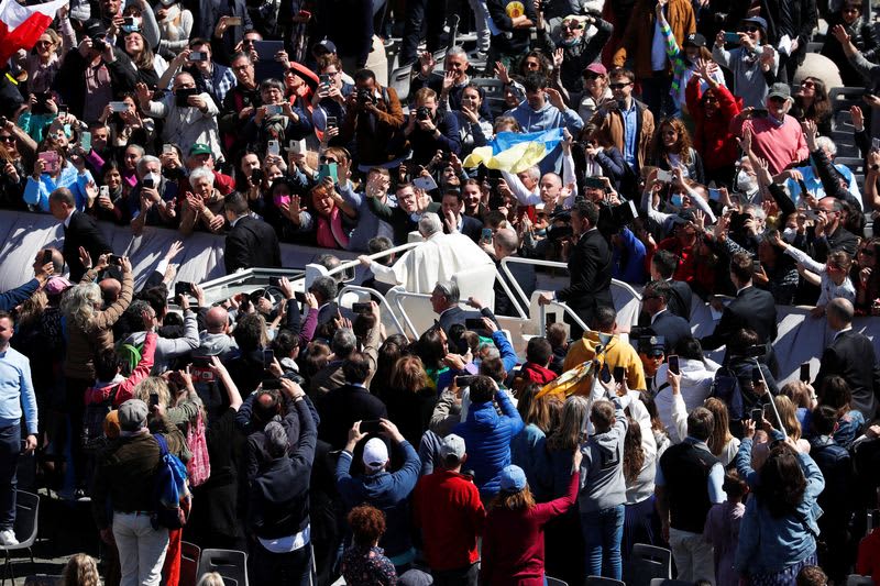 On 'Easter of war', pope implicitly criticises Russia over Ukraine 7 origin 1