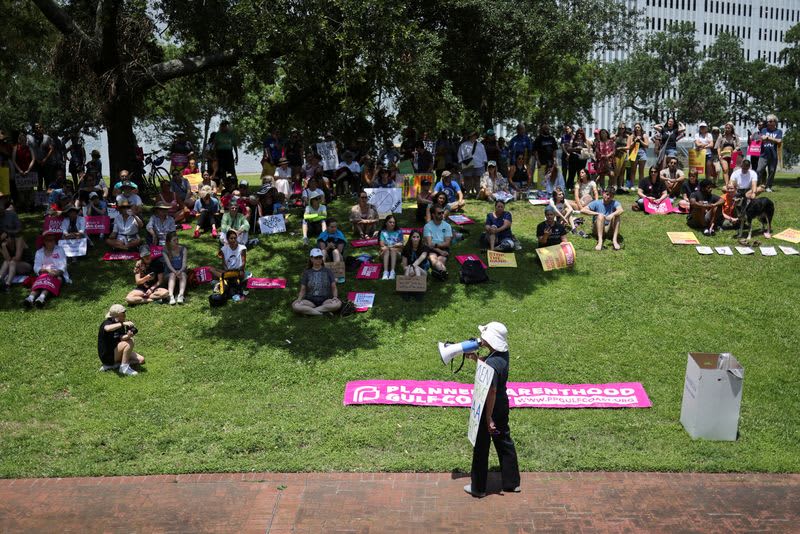 Thousands in U.S. march under 'Ban Off Our Bodies' banner for abortion rights 31 origin 1