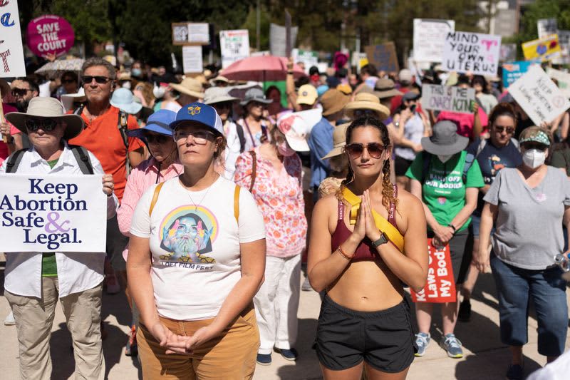 Thousands in U.S. march under 'Ban Off Our Bodies' banner for abortion rights 33 origin 1