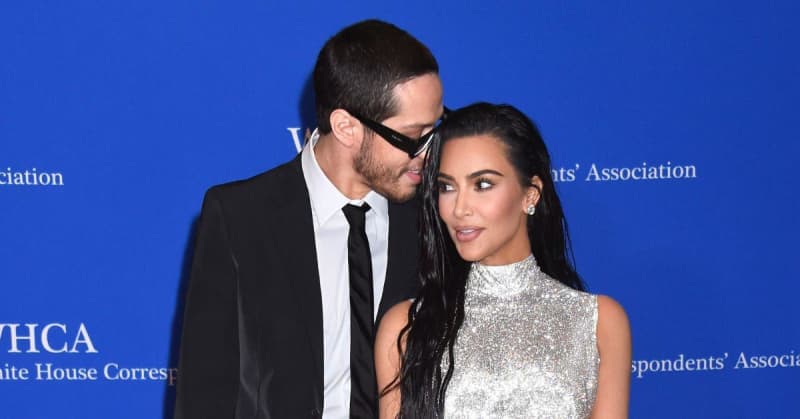 Buckingham Palace REJECTS Kim Kardashian's Pleas To Attend Queen Elizabeth's Platinum Jubilee Official Party 7 origin 1