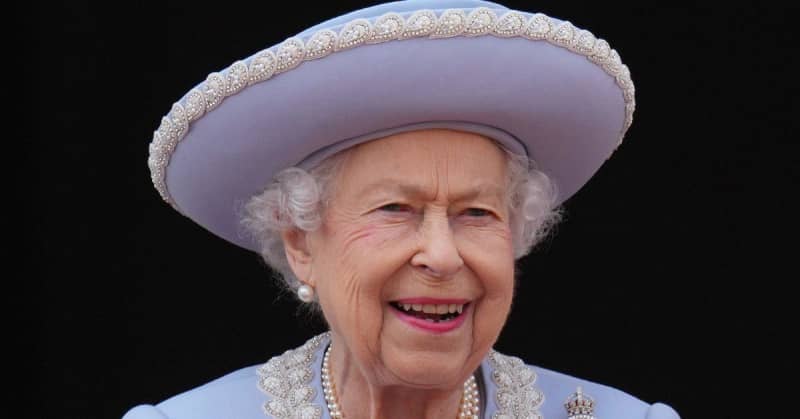 Buckingham Palace REJECTS Kim Kardashian's Pleas To Attend Queen Elizabeth's Platinum Jubilee Official Party 8 origin 1