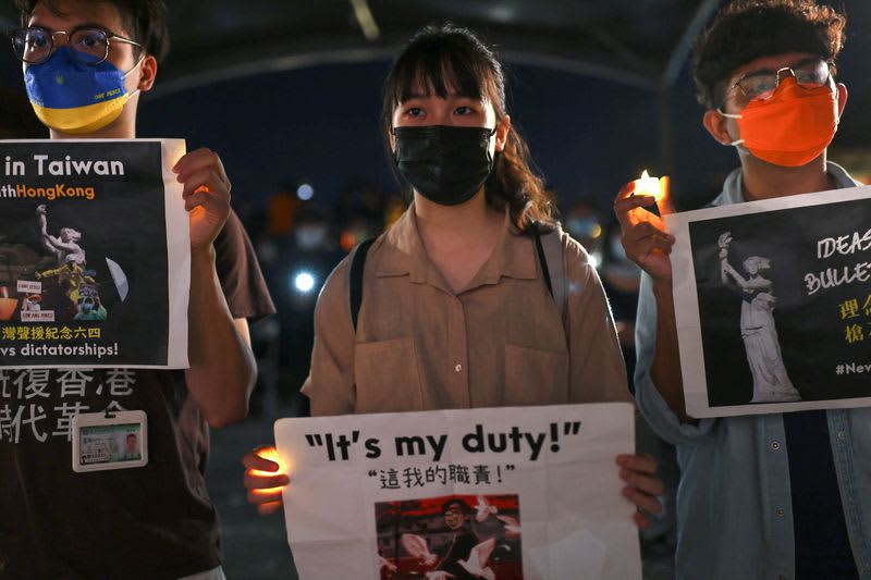 Hundreds gather to mark Tiananmen anniversary in Taiwan 13 origin 1