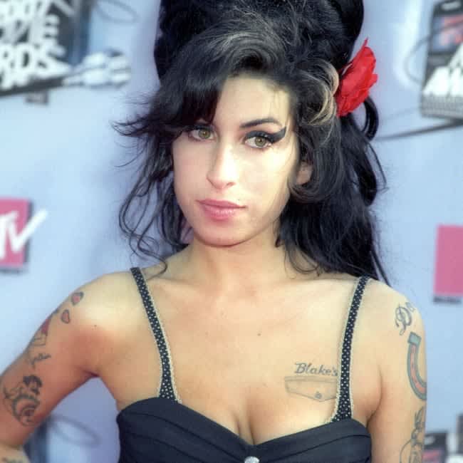 Sam Taylor-Johnson to Direct Amy Winehouse Biopic Back to Black