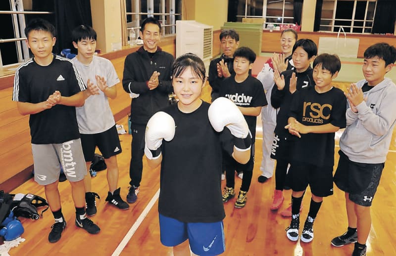 17歳利根川、世界に挑む　高岡一高　女子ボクシング日本代表に　ジュニア年代で県内初