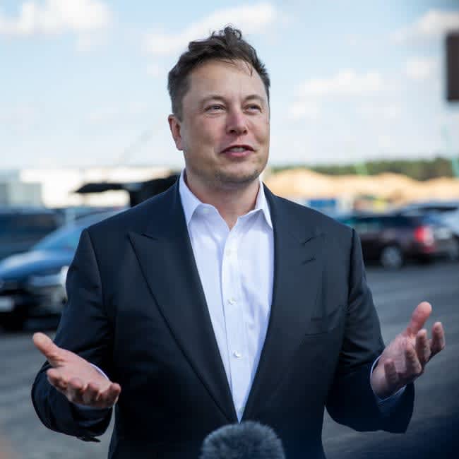 Twitter owner Elon Musk tells Stephen King the …