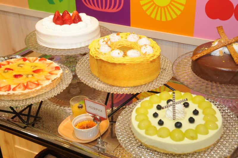 [New store] Opened in Kintetsu Department Store Nara!Fruit and sweets shop | Fleur Fleur Kintetsu Nara