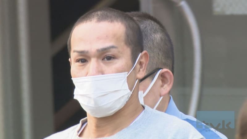 相模原市内で逃走後に出頭の男を送検　車に廃ホテルの鍵か