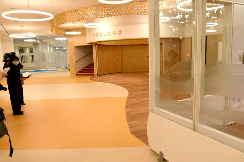 カフェや託児所も併設　充実の図書館機能、佐倉「夢咲くら館」完成　来年春オープン