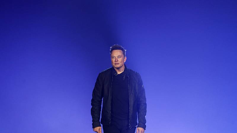 Elon Musk says his companies will be fine in 20…