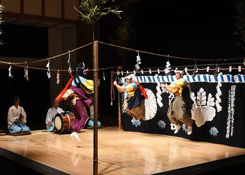 県内外ファン迎え躍動　花巻・「神楽の日」最終公演