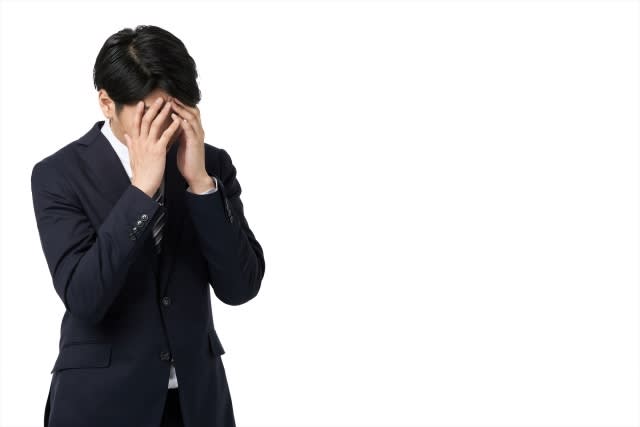 転職3回目、もとの職場に戻ったら「階級を下げられ、手取り15万円弱になってしまった」という20代男性