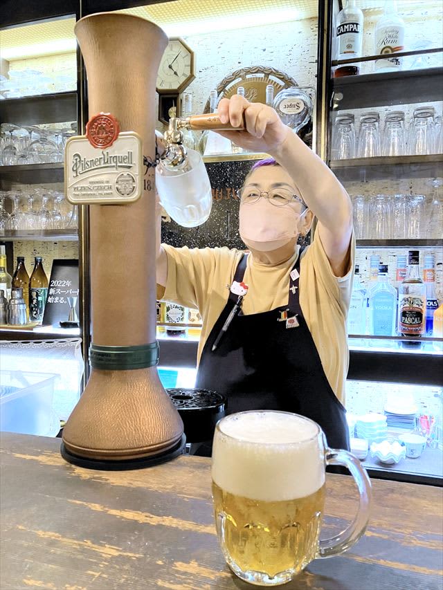 福島県内初チェコのビール提供　福島市のローゼンケラー