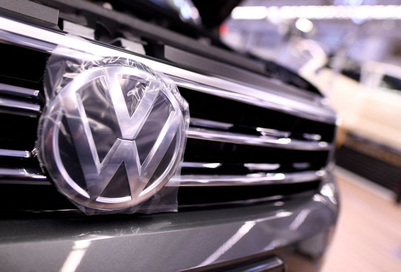Volkswagen: all brands have halted paid activit…