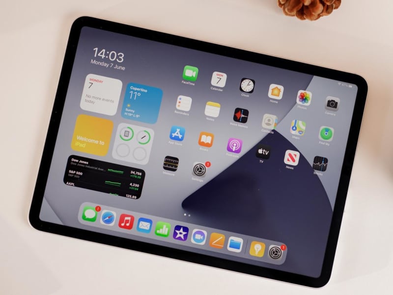 Get the 11-inch M1 iPad Pro for an insane $250 …