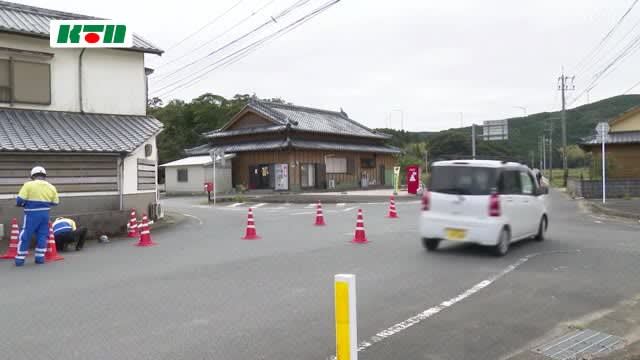 五島市岐宿町でバイクと車が衝突 バイク運転の高齢女性が重体