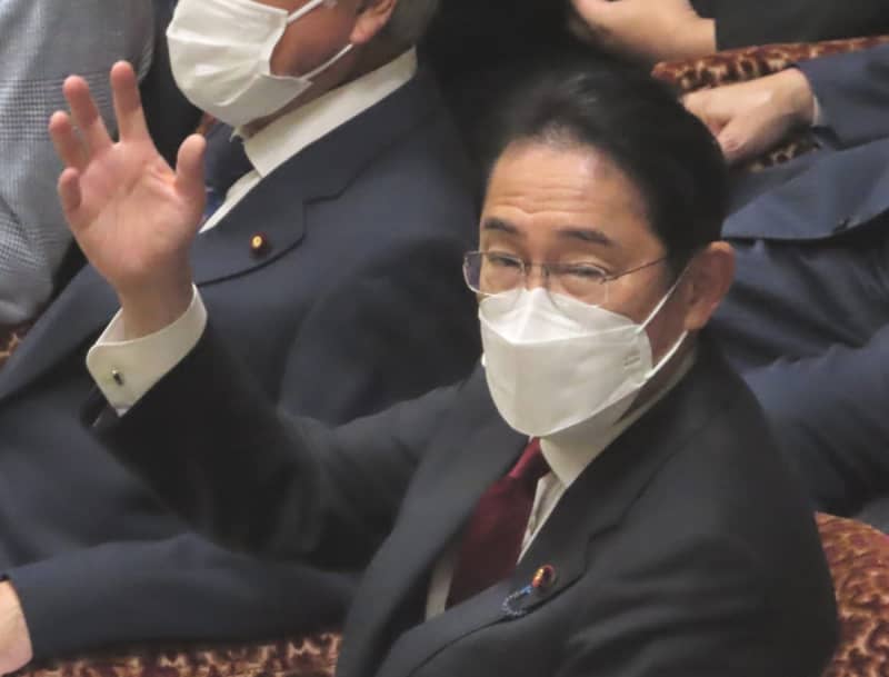 佐藤優氏　岸田「深海魚」政権が倒れない２つの理由　前代未聞の事態のはずだが…