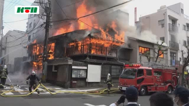 ⚡｜【速報】長崎市中心部が黒煙に…建物火災が発生