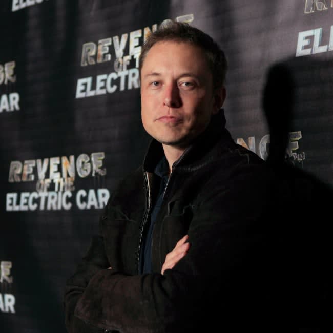 Elon Musk is considering only allowing blue tic…