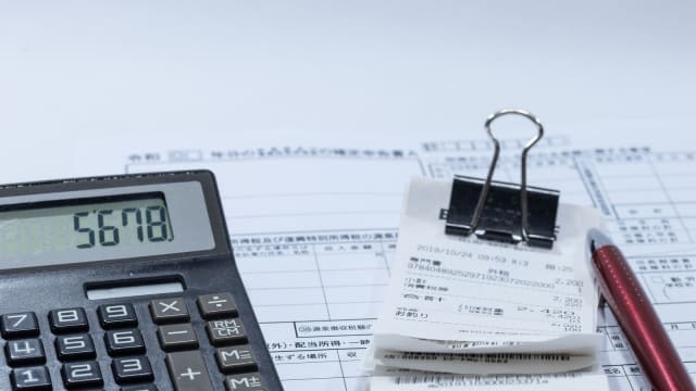 副業を始めたひと必見。お金のプロがおすすめする領収書のまとめ方