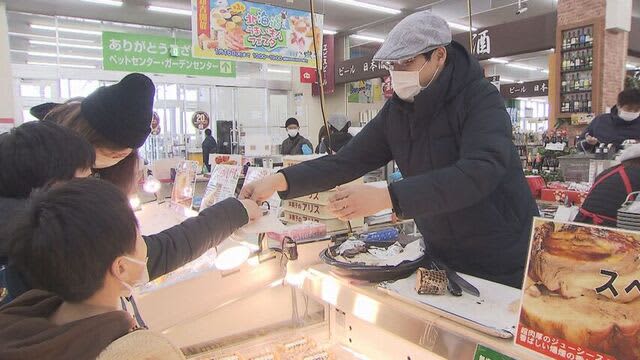 「食べて買ってもらえるはありがたい」人気のグルメイベントに戻って来た“試食”　札幌