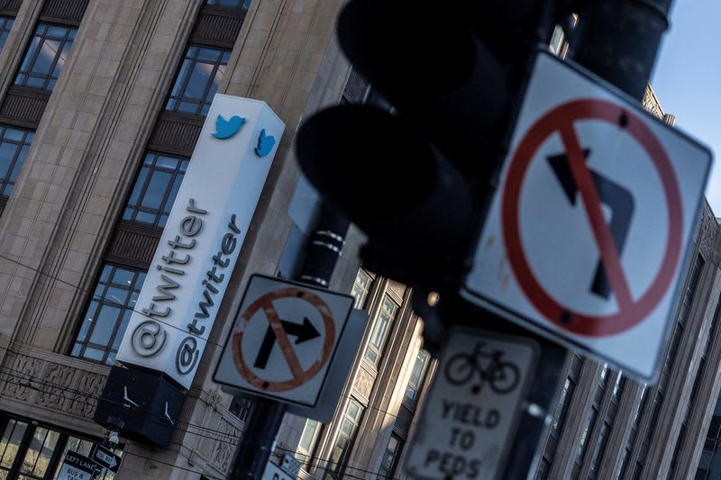 Twitter considered selling user names to bring …