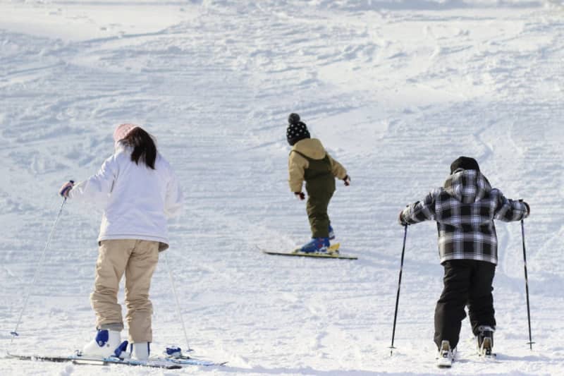 January 1th is ski day.Enjoy skiing in Nara! [What day is today in Nara Prefecture? ]