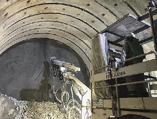 鹿島／コンクリ自動吹き付けシステムを実トンネルに初適用、誤差２０ミリ確認