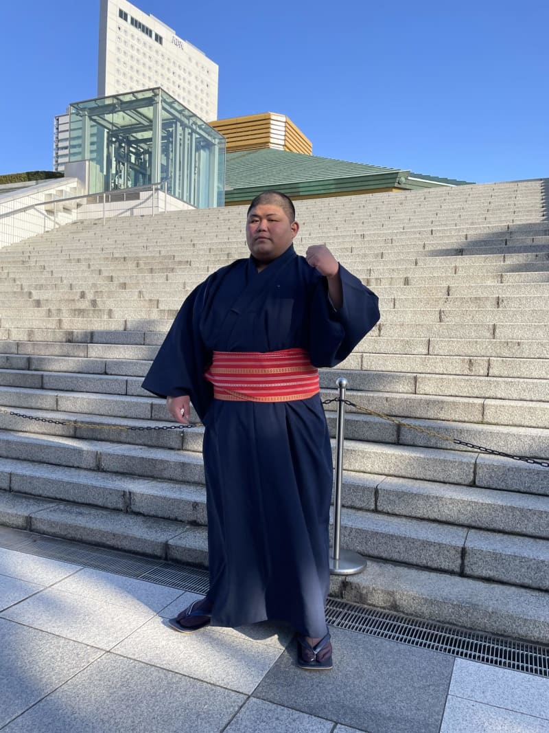 「鳥取県の星になって」　大相撲・落合　初めての場所で全勝優勝　十両昇進へ大きく前進　
