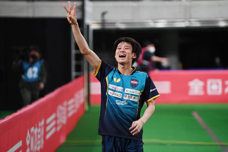戸上隼輔が2連覇「必死に、死ぬ気でがんばりました」【全日本卓球 男子シングルス】
