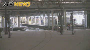 【暴風雪で交通に影響】ＪＲ北海道は各方面で始発から運転見合わせ　空の便も一部で欠航