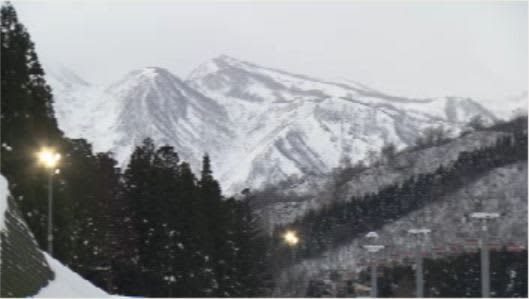 【速報】妙高市のスキー場で３０代男性遭難　天候不良のため一旦救助断念　３日早朝に再開へ