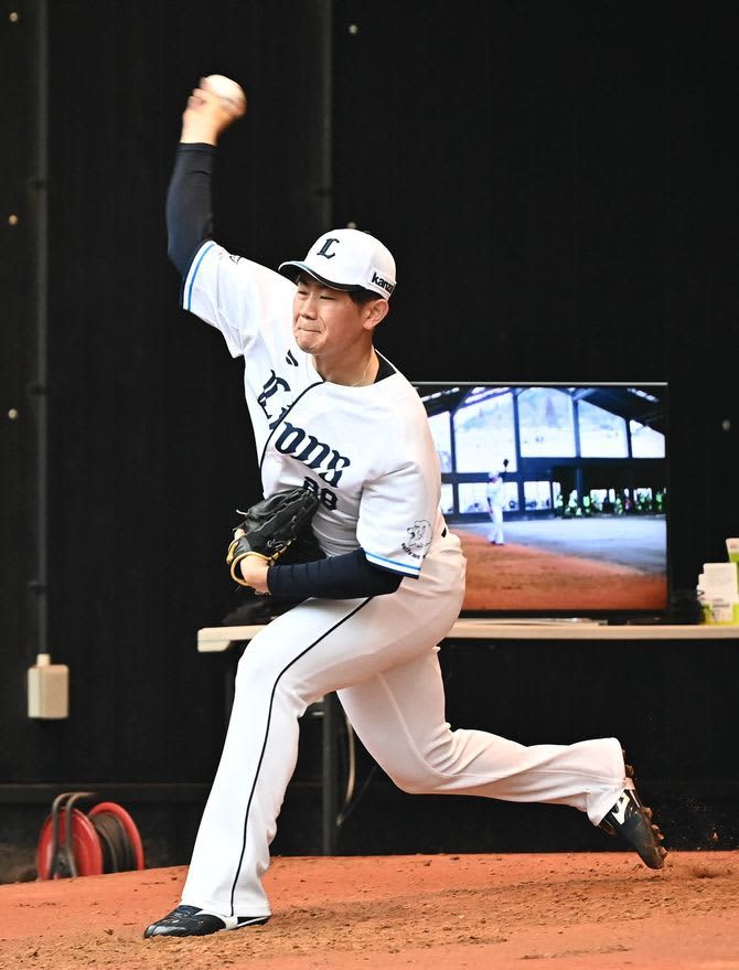 西武4位青山美夏人「結構強い球投げられた」キャンプ初日ブルペンで好感触