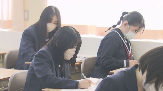 岸田総理「卒業式は原則マスク不要」　北海道内の高校では…「ちょっと恥ずかしい」「怖いな」