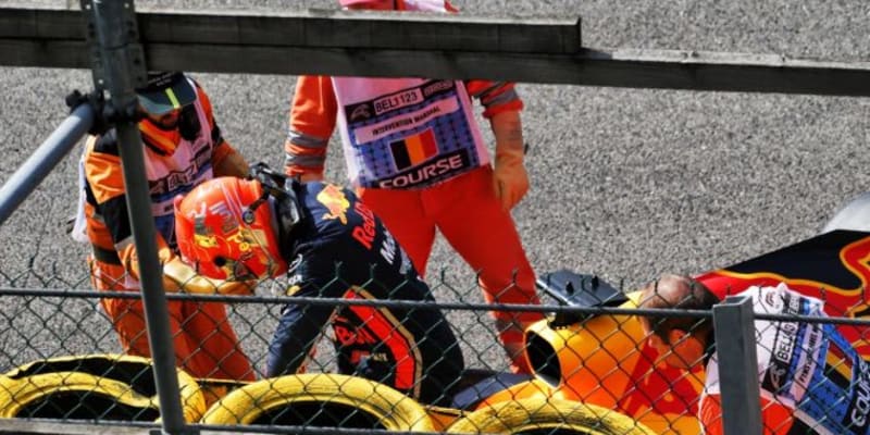 レッドブル・ホンダF1のフェルスタッペン、連続入賞が21戦で途切れる「ライコネンとの接触は、わざとじゃないし仕方ない」
