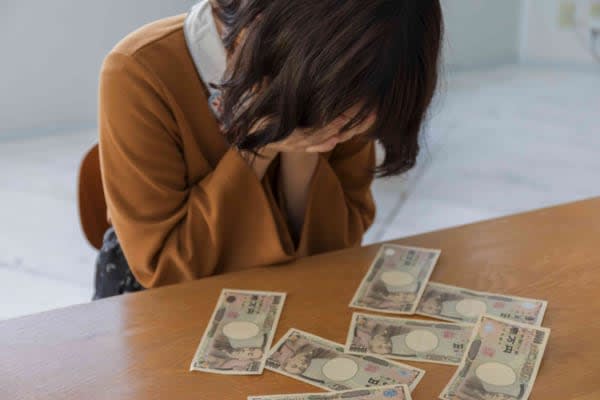 不倫したらタダじゃ済まされない？　実際に慰謝料請求をしたい人の割合は　 ニュースなどで、たびたび話題になる不倫。実際に配偶者にされたら、慰謝料請求する人はどのくらいいるのだろう。