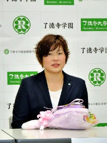 柔道オリンピアンが異例の転身　引退発表の緒方「いい見本に」
