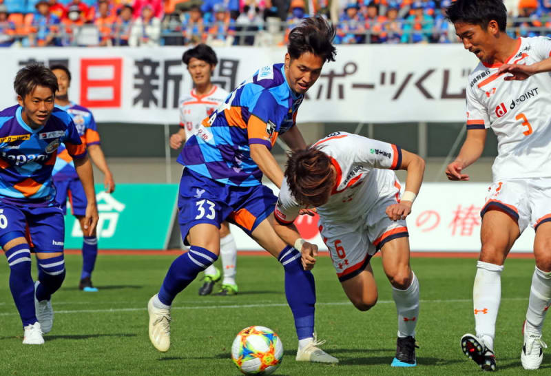 V長崎　大宮のファンマ弾に惜敗　2連勝ならず