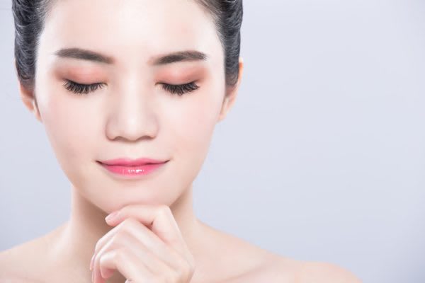 恋愛マスターはメイクもぬかりない？　化粧上手な女性には同性からの厚い支持も　何事も努力をしないと上達しないもの。女性が日常的にしている「メイク」もその一つと言えるだろう。