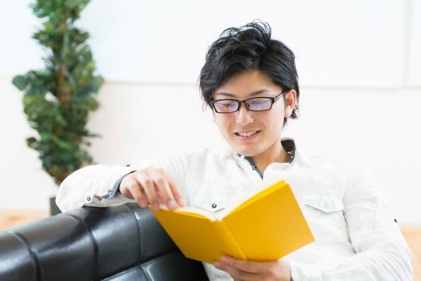 趣味を人と共有したい願望　一人で楽しむ代表の「読書」でさえも…　一人で楽しむ趣味であっても、誰かと気持ちを共有したいときがあるだろう。そんなときに便利なのが、SNSである。