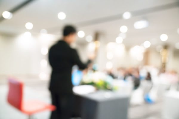 アメリカンドリームも夢じゃない？　プレゼン能力に自信がある人は高年収な傾向も　今や生き抜くためにはプレゼン能力が必須といわれるほど。自信がある人はどのくらいいるのだろうか。