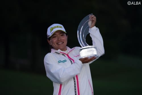 黄金世代の勝みなみが「令和」初戦V　プレーオフで全美貞を下す